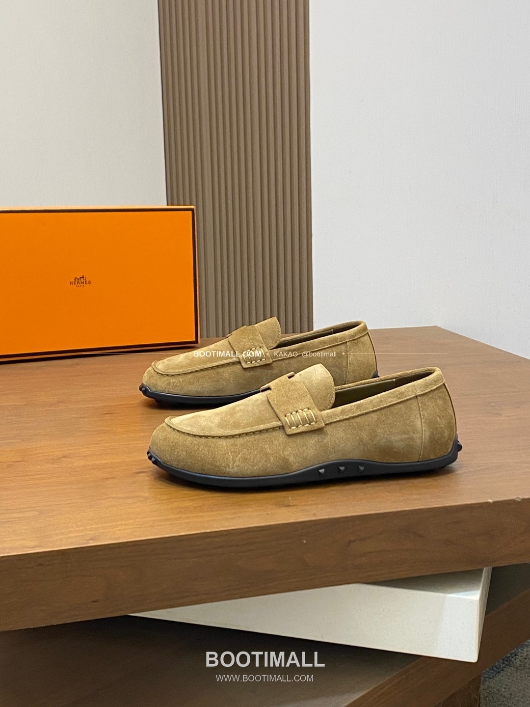 에르메스 송아지가죽 H로고 슬립온 로퍼 라이트브라운 Hermes Calfskin H Logo Slip-On Loafers 3