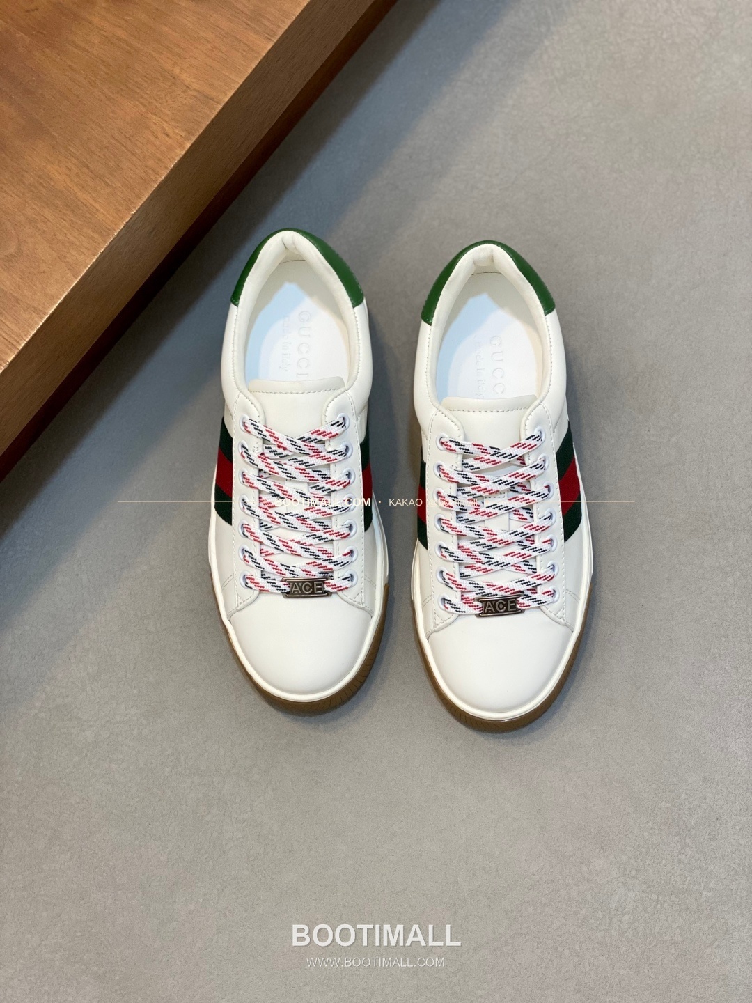 구찌 나파가죽 로고 레이스업 스니커즈 화이트 Gucci Nappa Calfskin Logo Lace-Up Sneakers 1