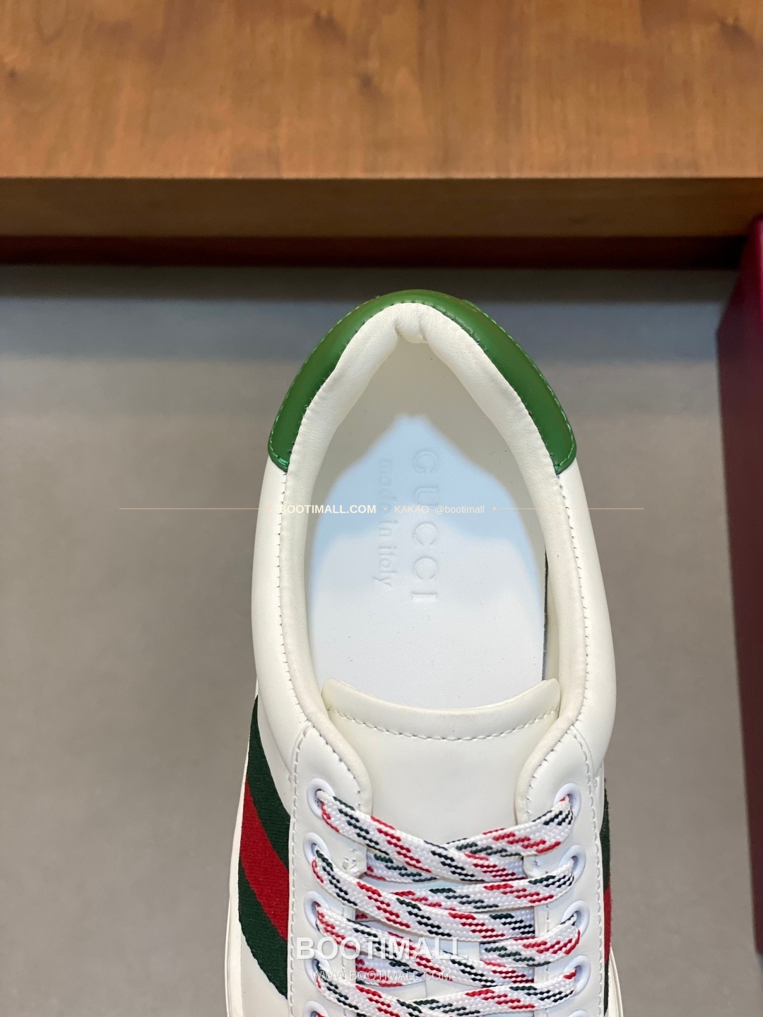 구찌 나파가죽 로고 레이스업 스니커즈 화이트 Gucci Nappa Calfskin Logo Lace-Up Sneakers 7