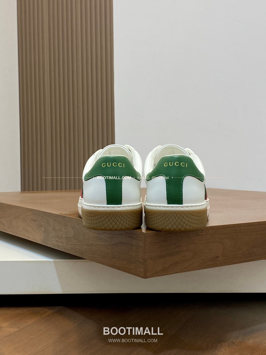 구찌 나파가죽 로고 레이스업 스니커즈 화이트 Gucci Nappa Calfskin Logo Lace-Up Sneakers 8