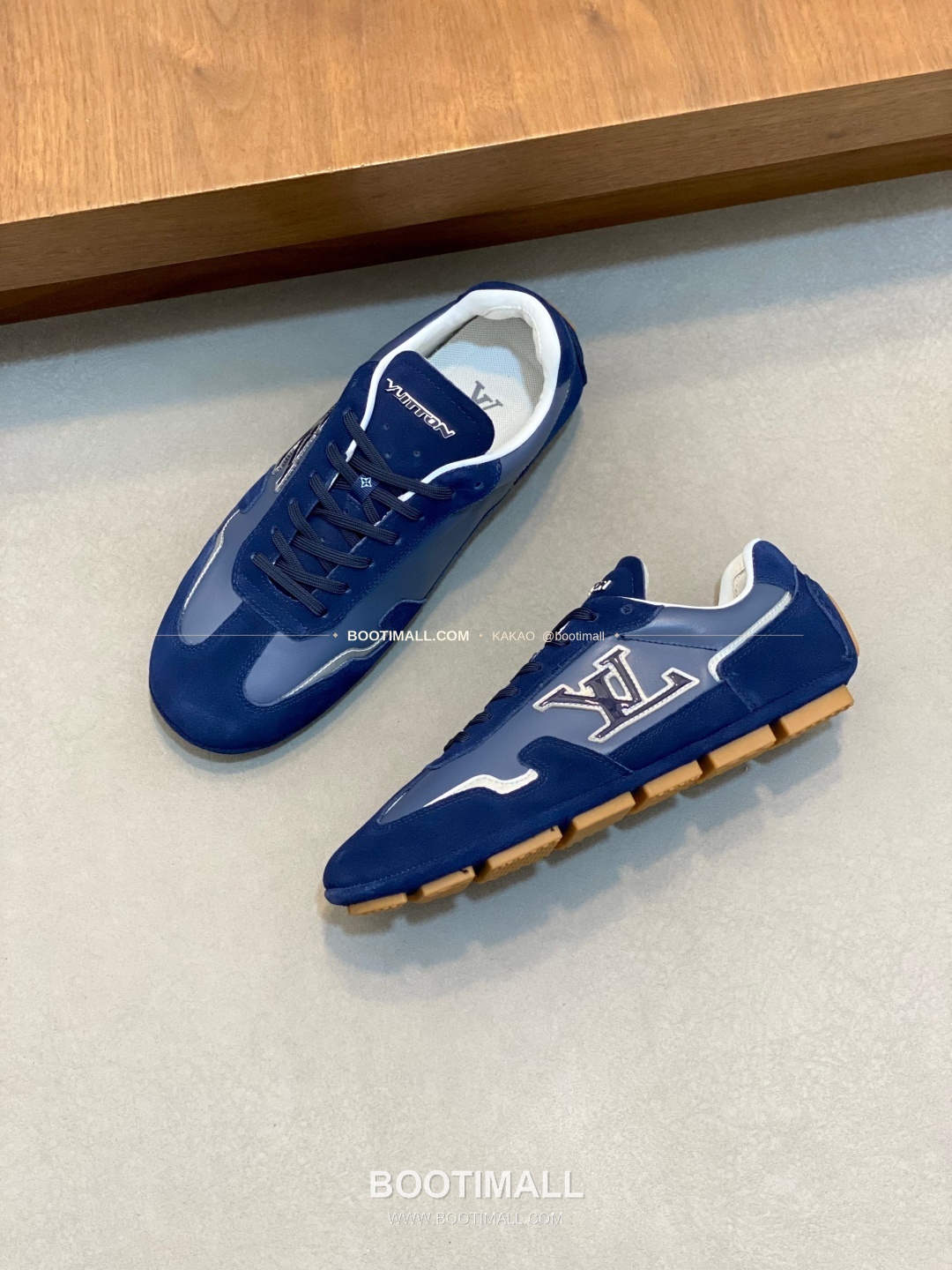 루이비통 플라이니트 모노그램 로고 레이스업 스니커즈 네이비 Louis Vuitton Flyknit Monogram Logo Lace-Up Sneakers 5