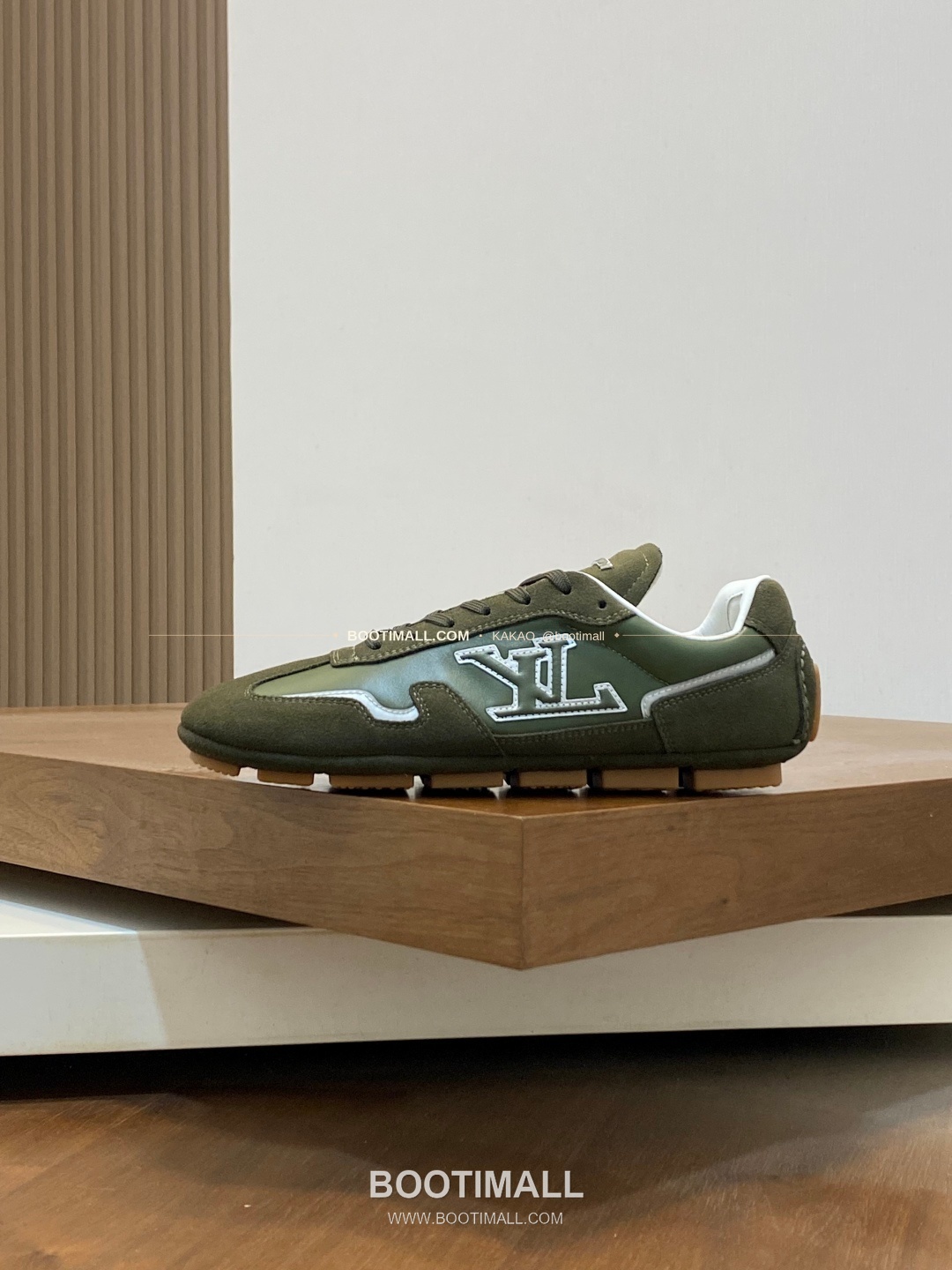 루이비통 플라이니트 모노그램 로고 레이스업 스니커즈 카키 Louis Vuitton Flyknit Monogram Logo Lace-Up Sneakers 2