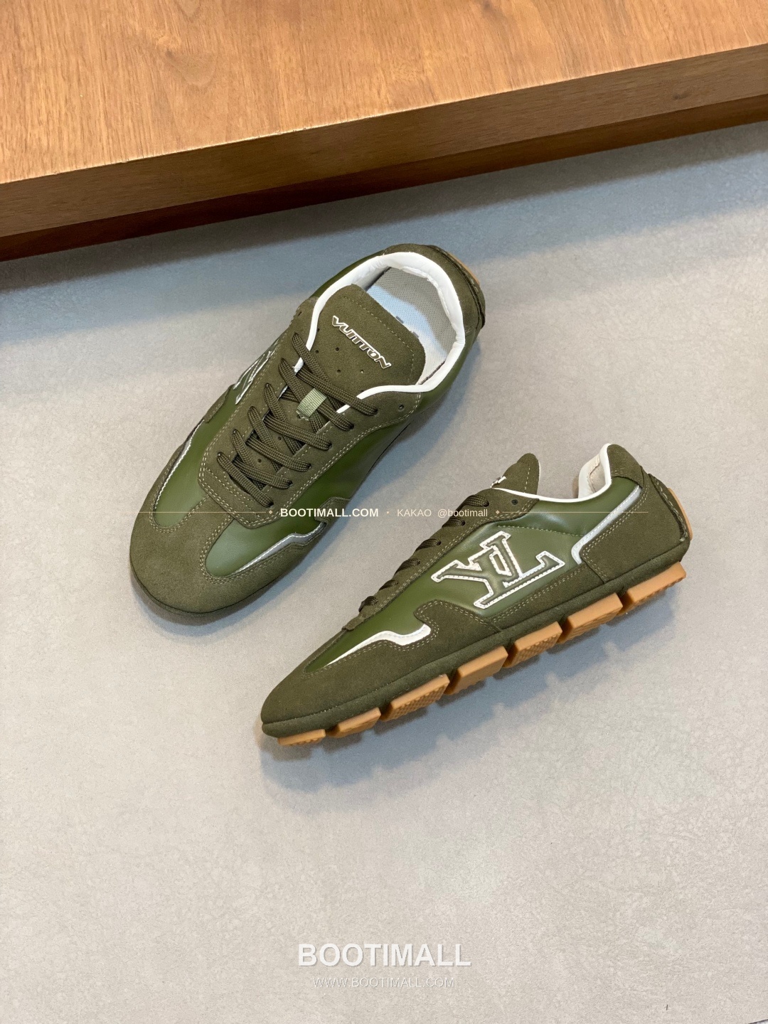 루이비통 플라이니트 모노그램 로고 레이스업 스니커즈 카키 Louis Vuitton Flyknit Monogram Logo Lace-Up Sneakers 5