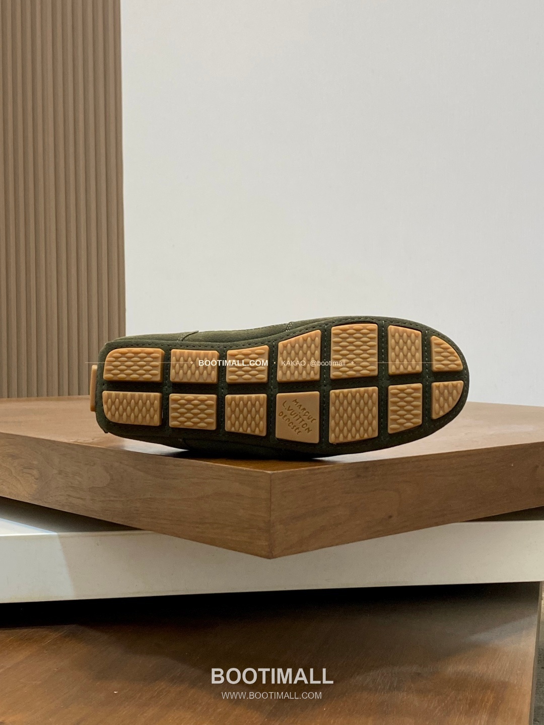 루이비통 플라이니트 모노그램 로고 레이스업 스니커즈 카키 Louis Vuitton Flyknit Monogram Logo Lace-Up Sneakers 9