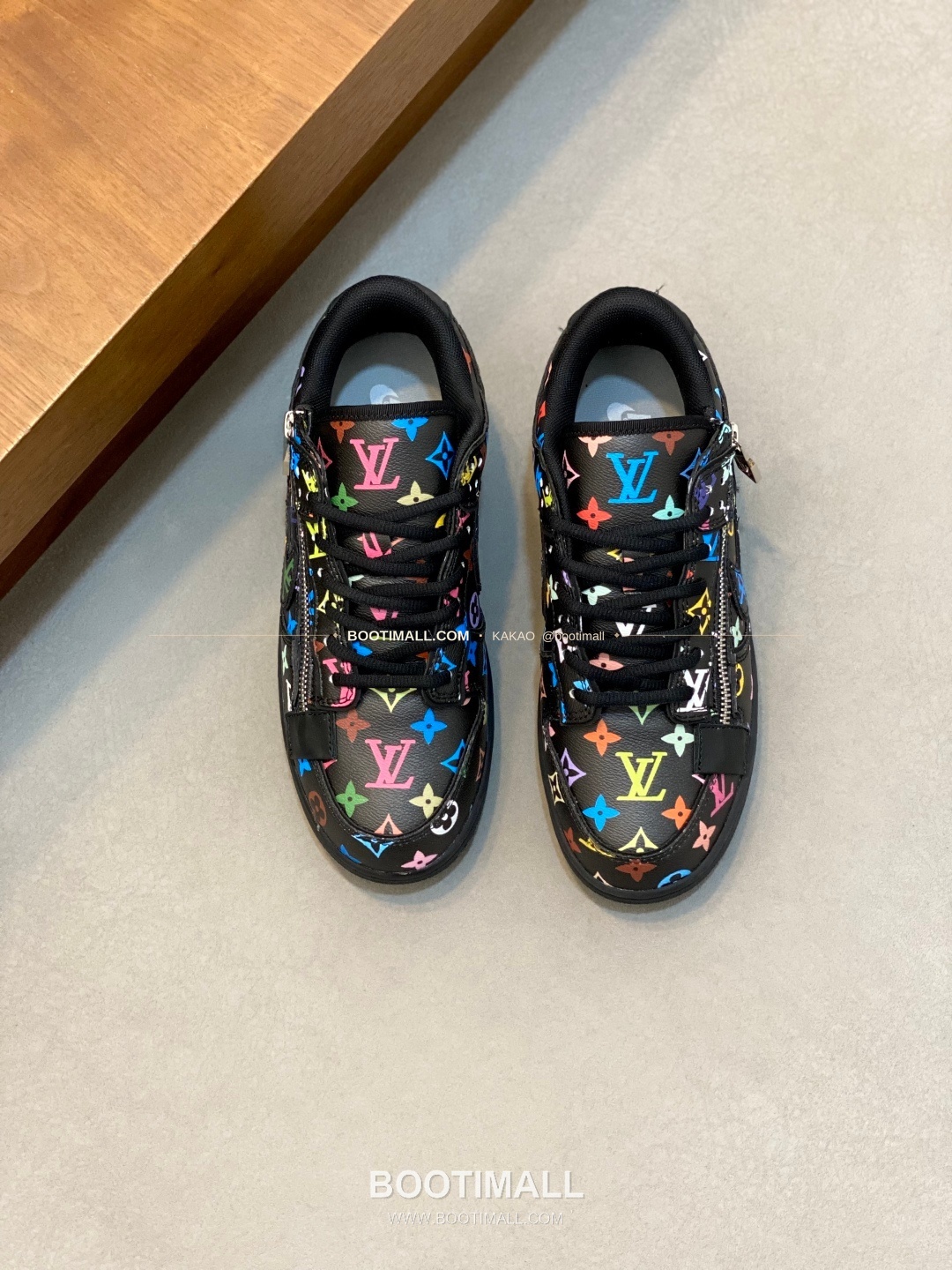 루이비통 에어 그레인 송아지가죽 로고 레이스업 스니커즈 멀티칼라 Louis Vuitton AIR Grained Calfskin Logo Lace-Up Sneakers 1