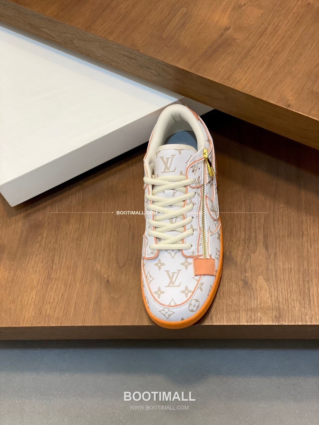 루이비통 에어 그레인 송아지가죽 로고 레이스업 스니커즈 Louis Vuitton AIR Grained Calfskin Logo Lace-Up Sneakers 6