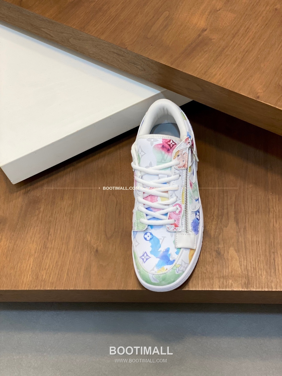 루이비통 에어 그레인 송아지가죽 로고 레이스업 스니커즈 Louis Vuitton AIR Grained Calfskin Logo Lace-Up Sneakers 6