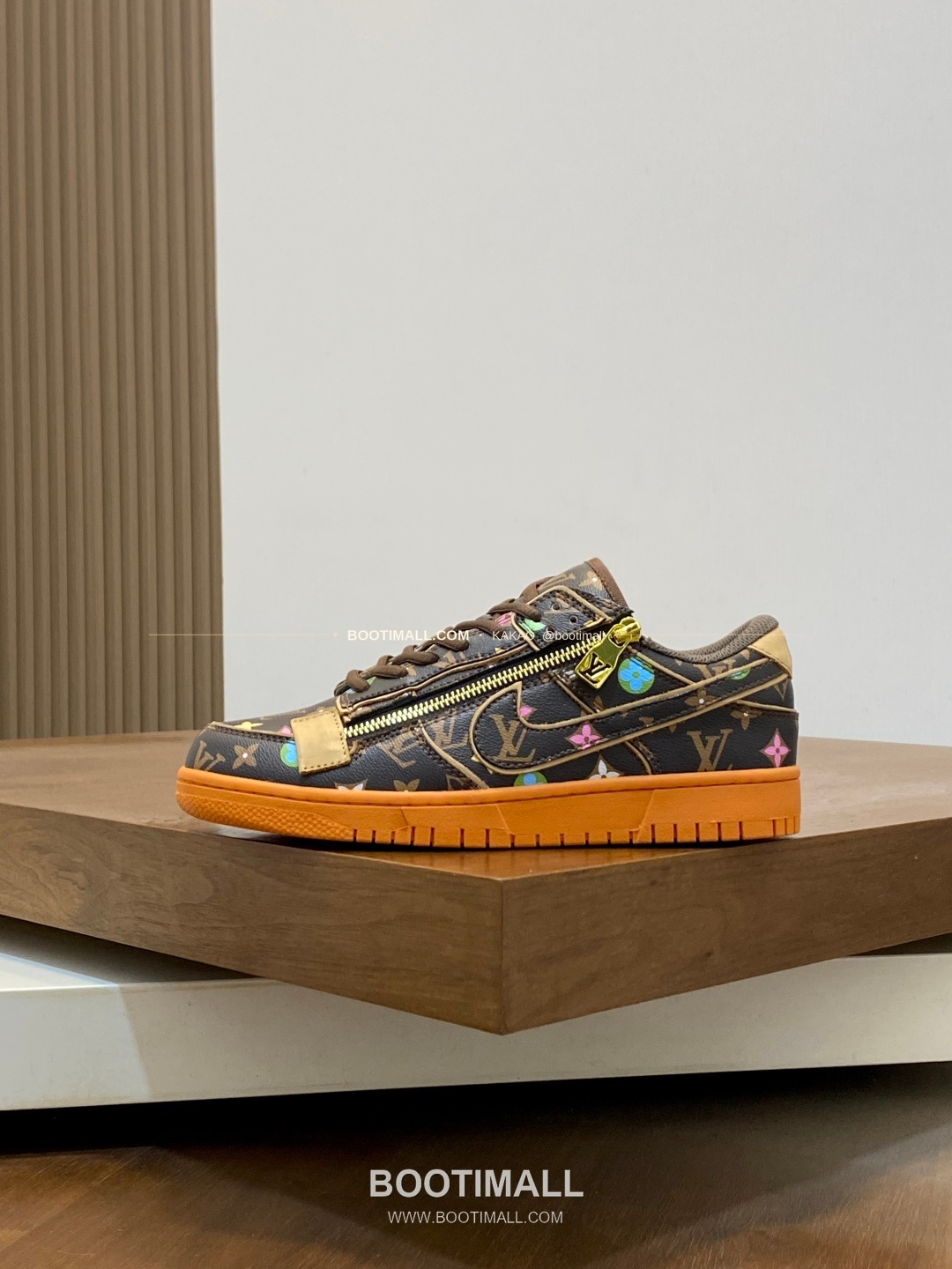 루이비통 에어 그레인 송아지가죽 로고 레이스업 스니커즈 Louis Vuitton AIR Grained Calfskin Logo Lace-Up Sneakers 2