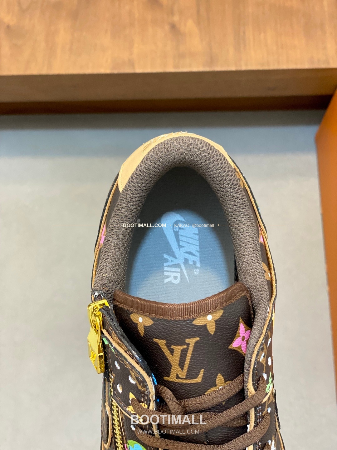 루이비통 에어 그레인 송아지가죽 로고 레이스업 스니커즈 Louis Vuitton AIR Grained Calfskin Logo Lace-Up Sneakers 7