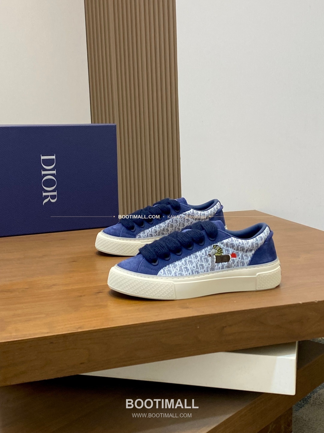 디올 송아지가죽 오블리크 로고 레이스업 스니커즈 네이비 Dior Calfskin Oblique Logo Lace-Up Sneakers 3