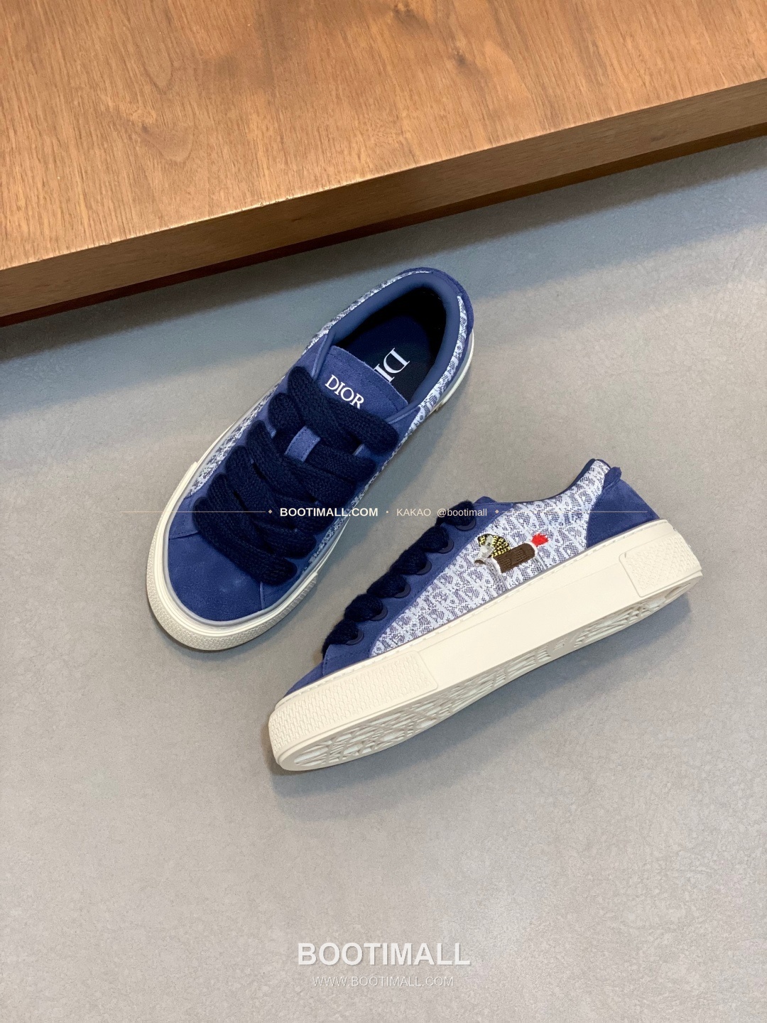 디올 송아지가죽 오블리크 로고 레이스업 스니커즈 네이비 Dior Calfskin Oblique Logo Lace-Up Sneakers 5