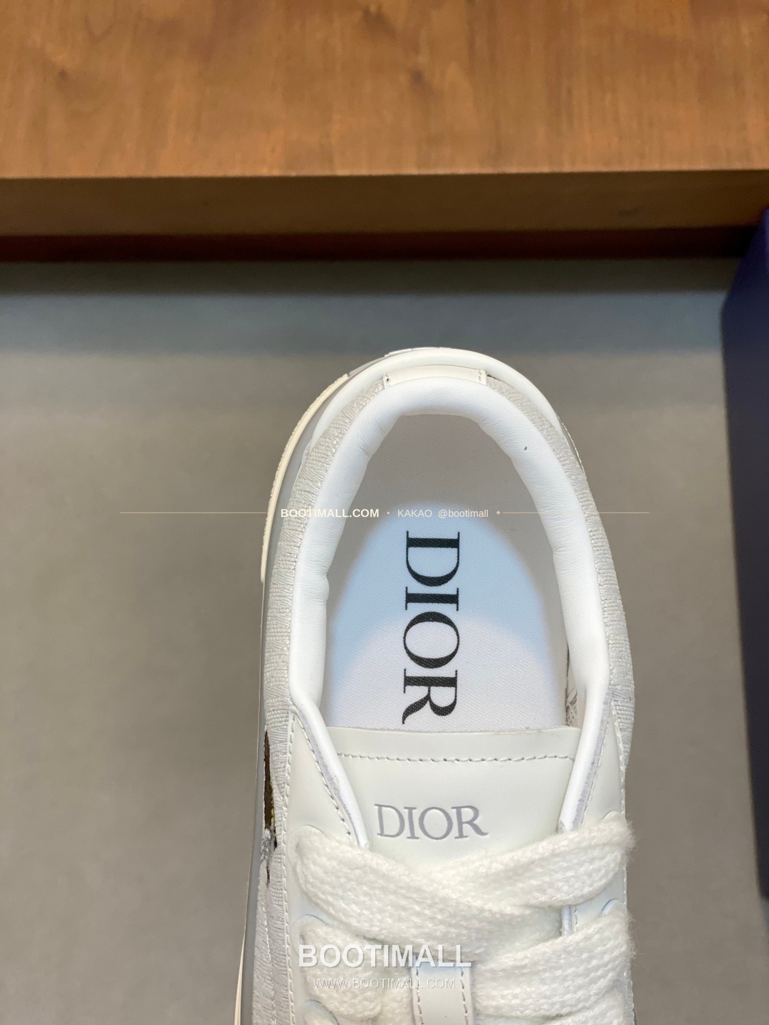 디올 송아지가죽 오블리크 로고 레이스업 스니커즈 화이트 Dior Calfskin Oblique Logo Lace-Up Sneakers 7