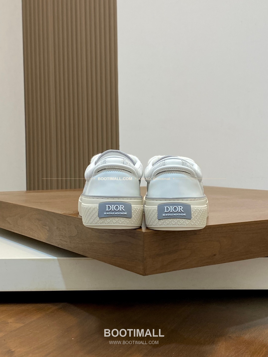 디올 송아지가죽 오블리크 로고 레이스업 스니커즈 화이트 Dior Calfskin Oblique Logo Lace-Up Sneakers 8