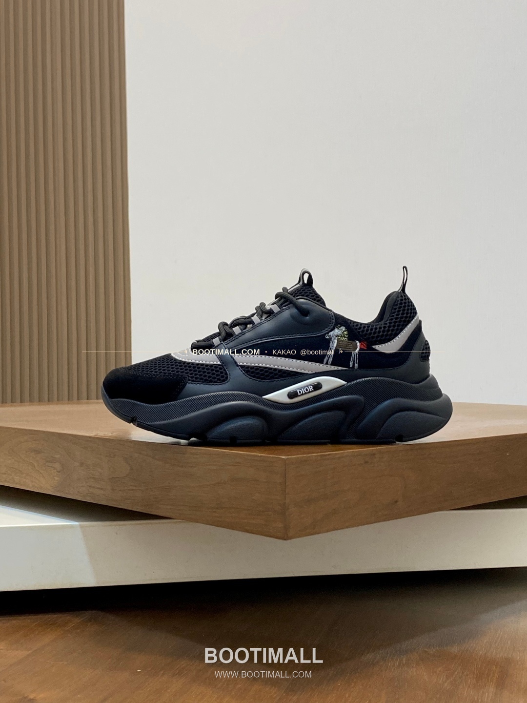 디올 스웨이드 메쉬 로고 레이스업 스니커즈 블랙 Dior Suede Mesh Logo Lace-Up Sneakers 2