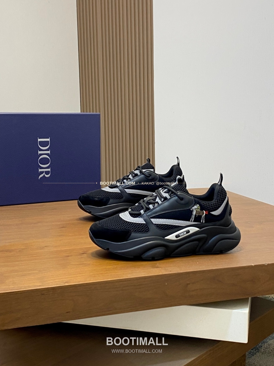 디올 스웨이드 메쉬 로고 레이스업 스니커즈 블랙 Dior Suede Mesh Logo Lace-Up Sneakers 3