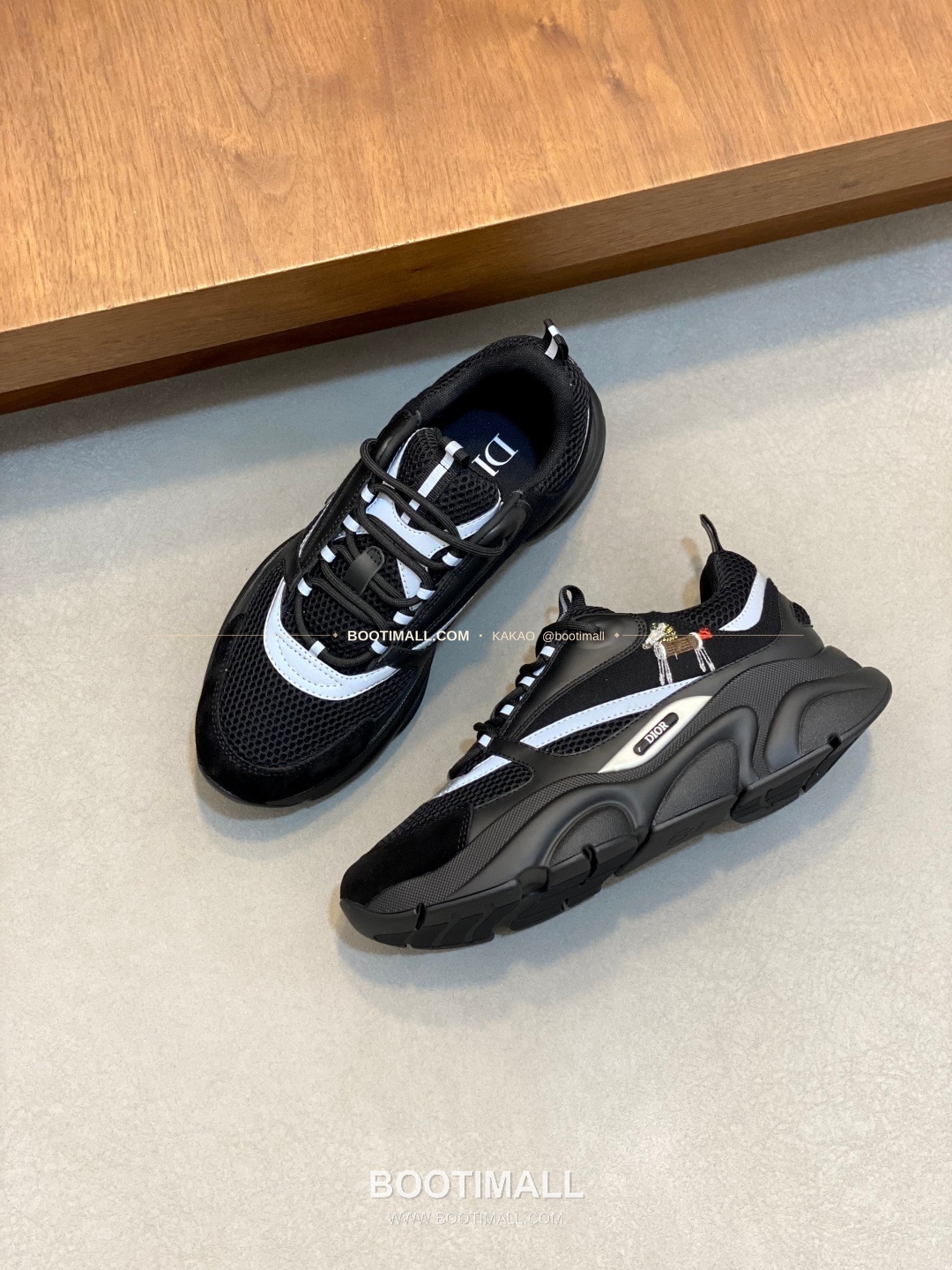 디올 스웨이드 메쉬 로고 레이스업 스니커즈 블랙 Dior Suede Mesh Logo Lace-Up Sneakers 5