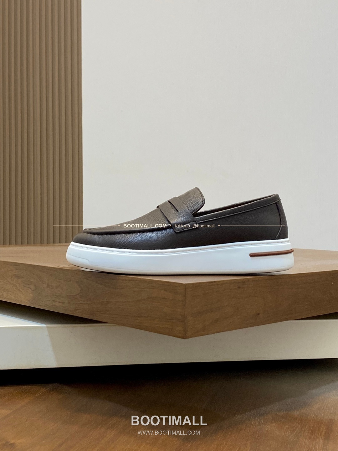 로로피아나 송아지가죽 스웨이드 믹스 로고 슬립온 다크브라운 Loro Piana Calfskin Suede Mix Logo Slip-On Sneakers 2