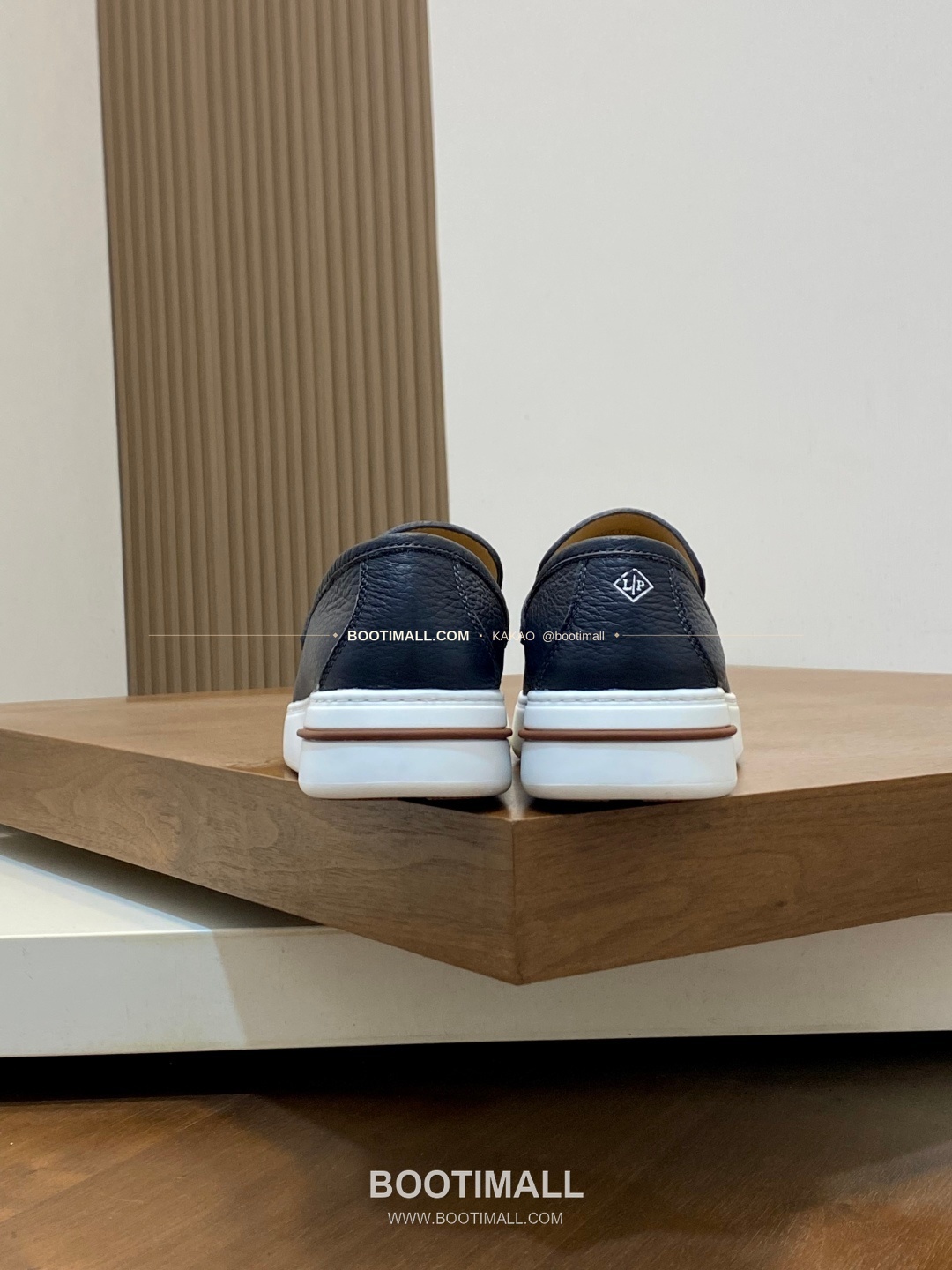 로로피아나 송아지가죽 스웨이드 믹스 로고 슬립온 네이비 Loro Piana Calfskin Suede Mix Logo Slip-On Sneakers 8