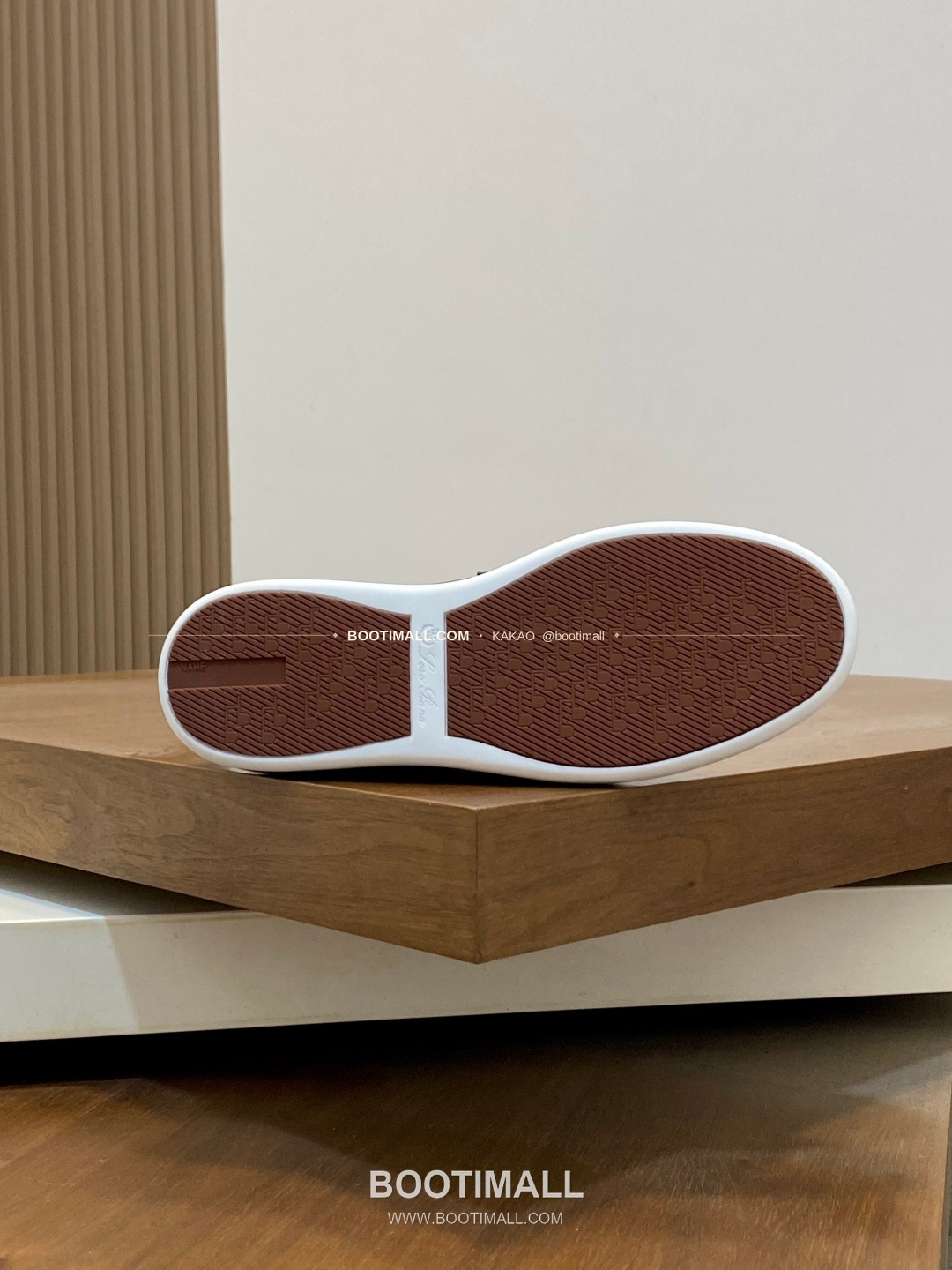 로로피아나 송아지가죽 스웨이드 믹스 로고 슬립온 네이비 Loro Piana Calfskin Suede Mix Logo Slip-On Sneakers 9