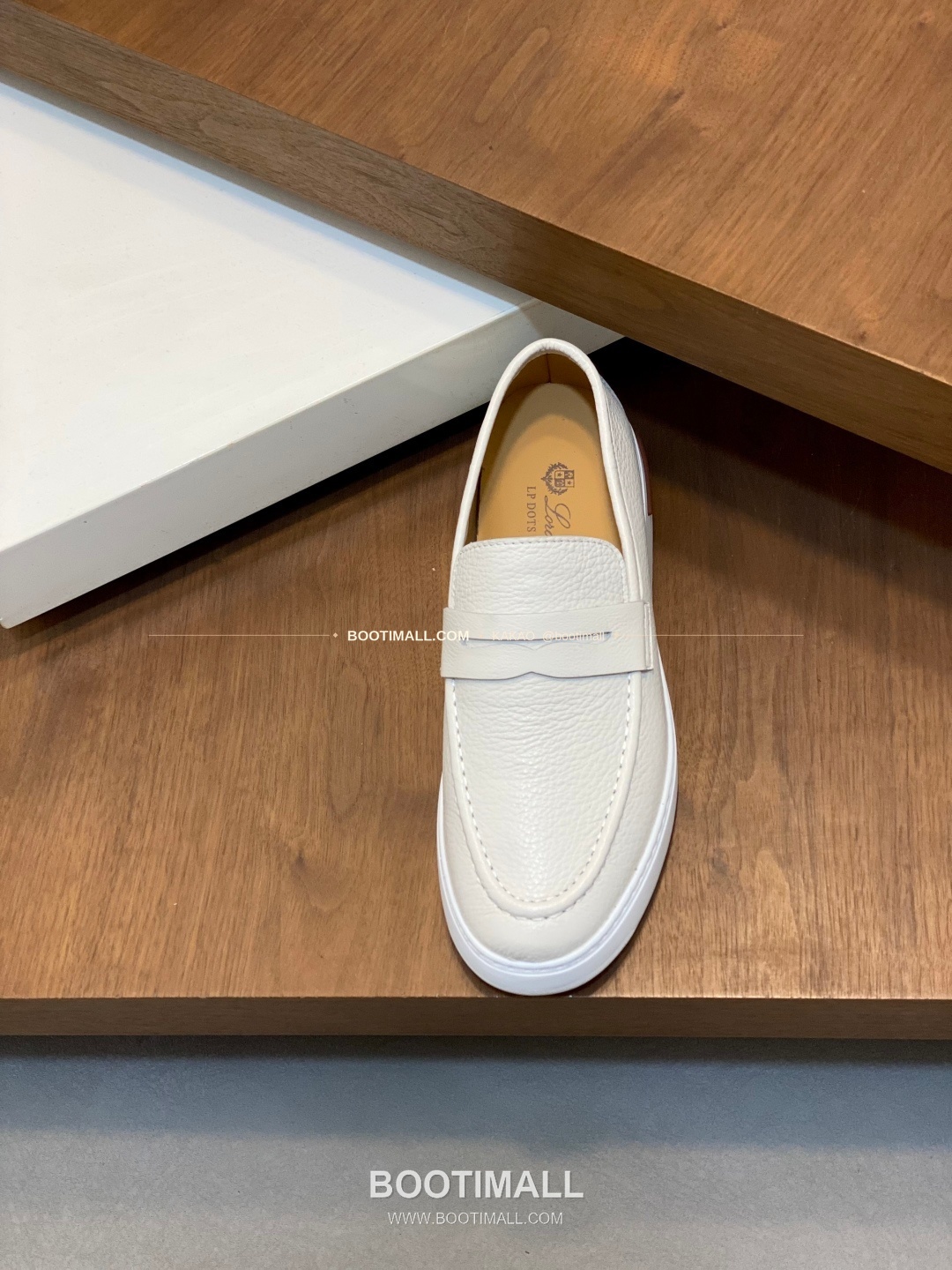 로로피아나 송아지가죽 스웨이드 믹스 로고 슬립온 화이트 Loro Piana Calfskin Suede Mix Logo Slip-On Sneakers 6