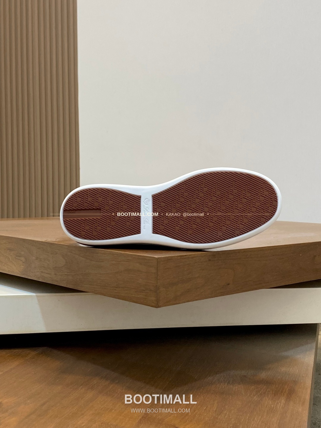 로로피아나 송아지가죽 스웨이드 믹스 로고 슬립온 그레이 Loro Piana Calfskin Suede Mix Logo Slip-On Sneakers 9