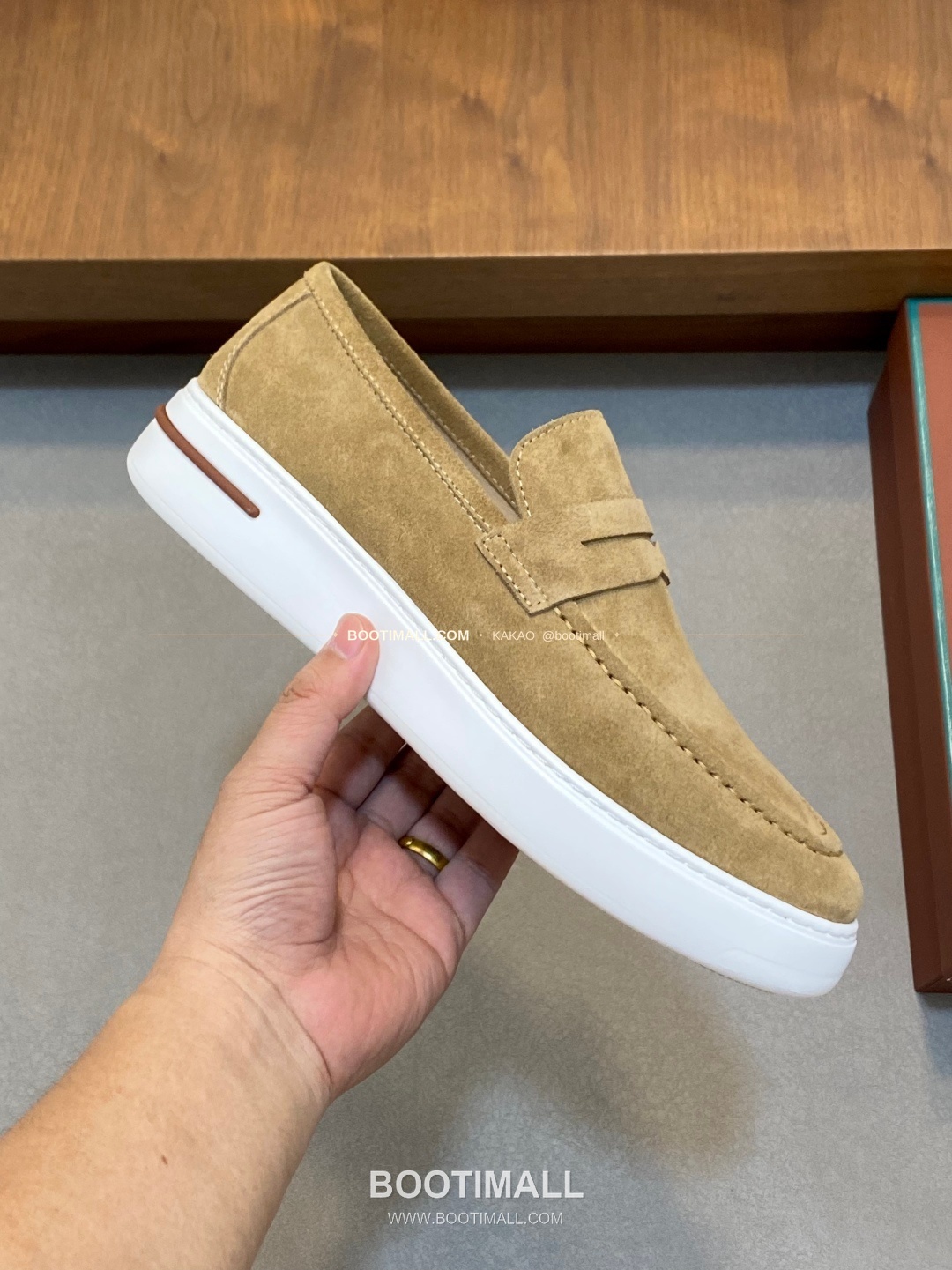 로로피아나 송아지가죽 스웨이드 믹스 로고 로퍼 브라운 Loro Piana Calfskin Suede Mix Logo Loafers 4