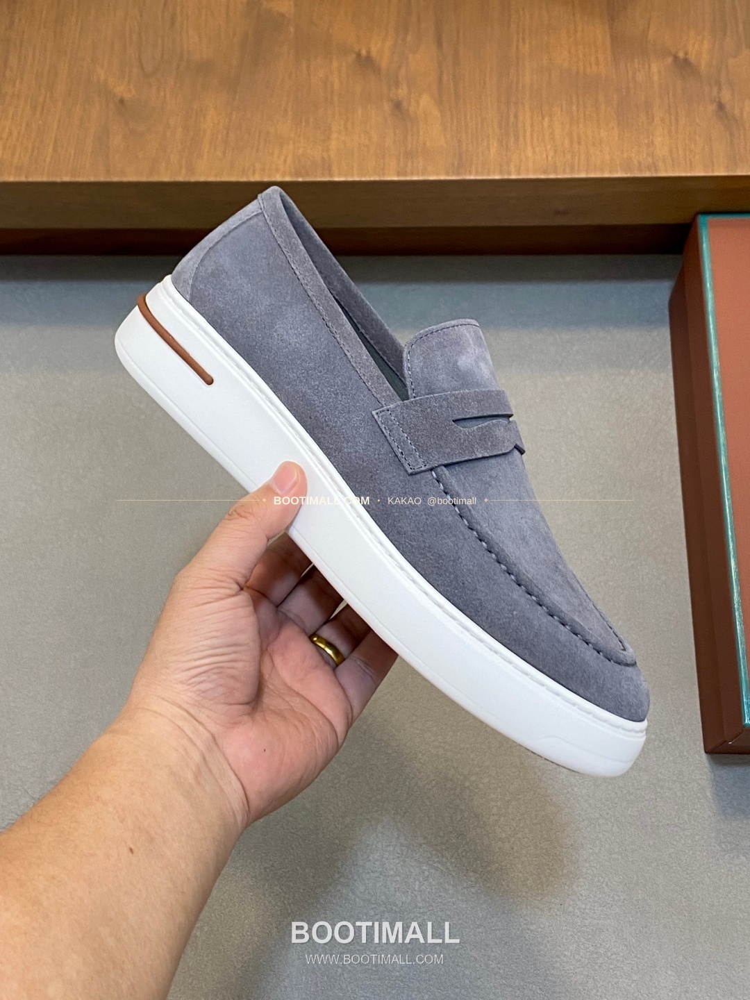 로로피아나 송아지가죽 스웨이드 믹스 로고 로퍼 그레이 Loro Piana Calfskin Suede Mix Logo Loafers 4