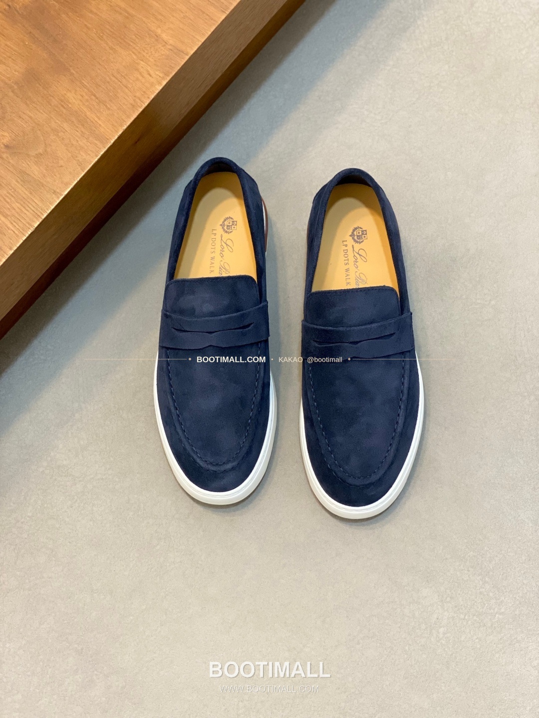 로로피아나 송아지가죽 스웨이드 믹스 로고 로퍼 네이비 Loro Piana Calfskin Suede Mix Logo Loafers 1