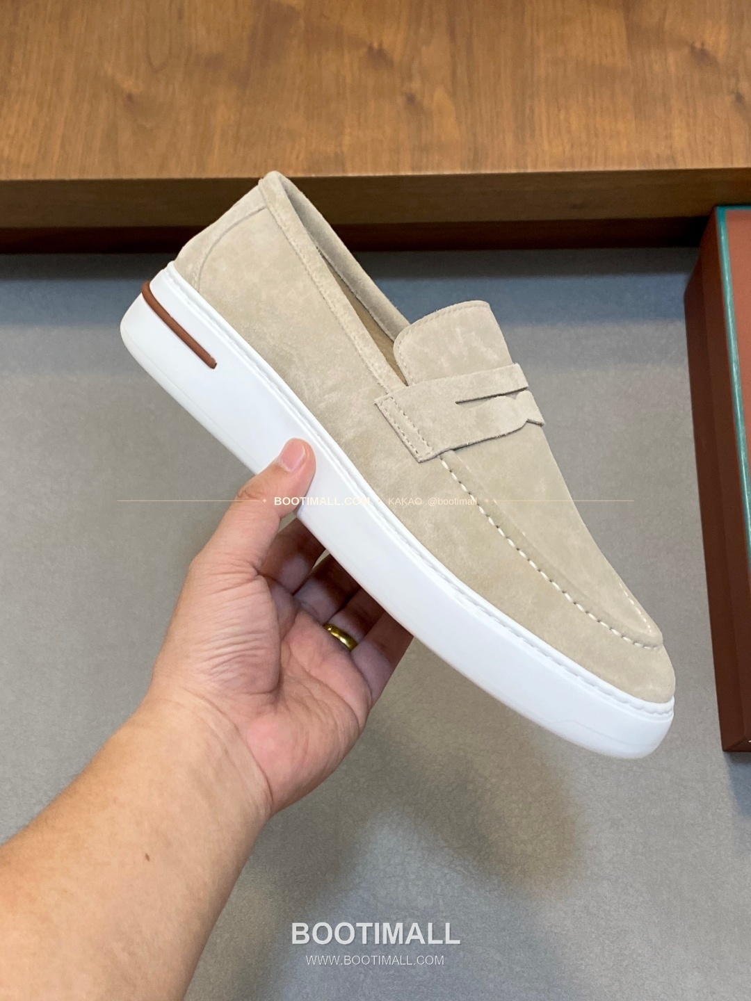 로로피아나 송아지가죽 스웨이드 믹스 로고 로퍼 아이보리 Loro Piana Calfskin Suede Mix Logo Loafers 4