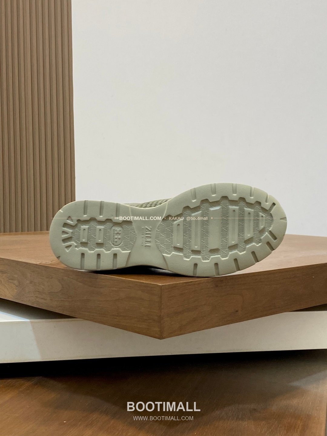 질리 그레인가죽 로고 레이스업 스니커즈 카키 ZILLI Grained Calfskin Logo Lace-Up Sneakers 9