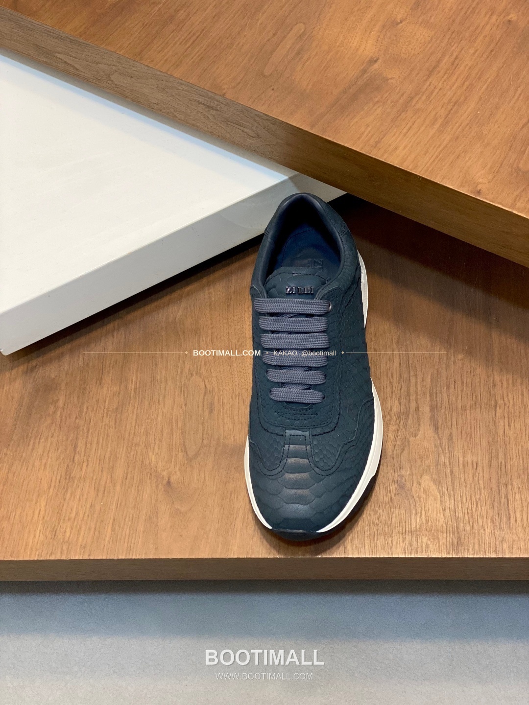 질리 그레인 송아지가죽 스티치 로고 레이스업 스니커즈 네이비 ZILLI Grained Calfskin Stitch Logo Lace-Up Sneakers 6