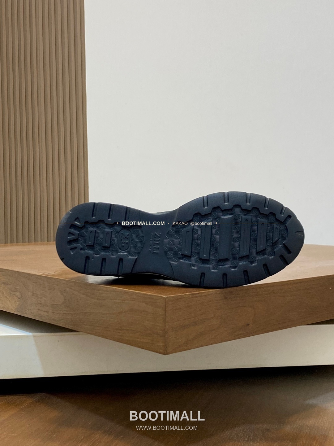 질리 그레인 송아지가죽 스티치 로고 레이스업 스니커즈 네이비 ZILLI Grained Calfskin Stitch Logo Lace-Up Sneakers 9