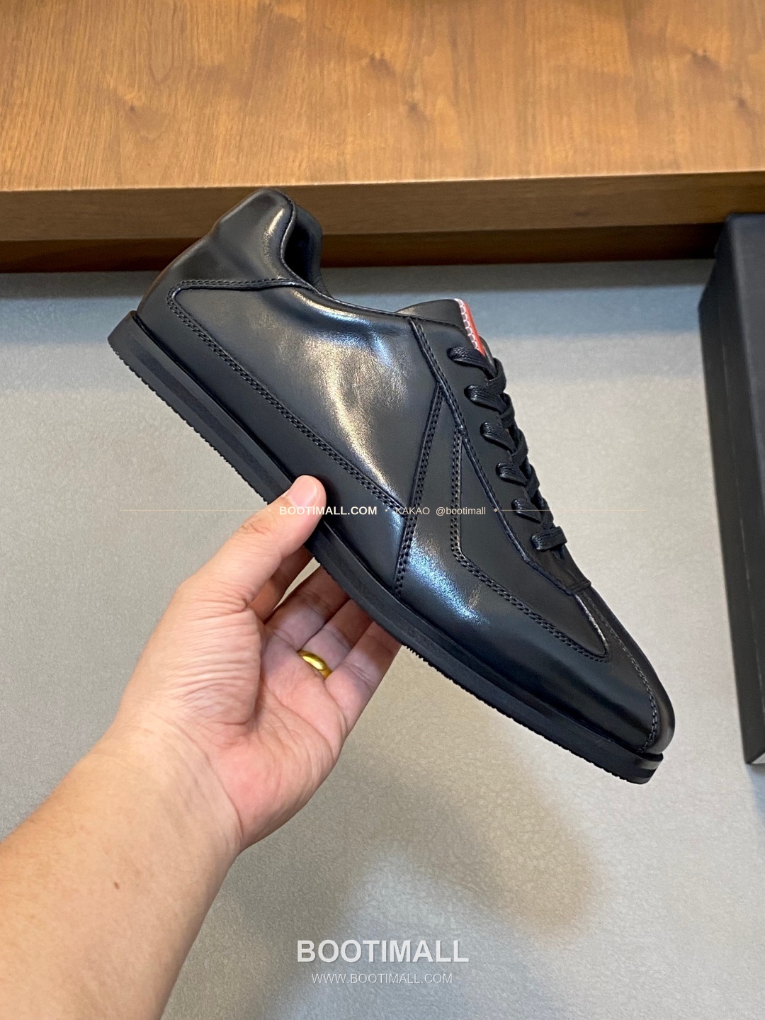 프라다 메쉬 가죽 믹스 로고 레이스업 스니커즈 블랙 Prada Mesh Calfskin Mix Logo Lace-Up Sneakers 4