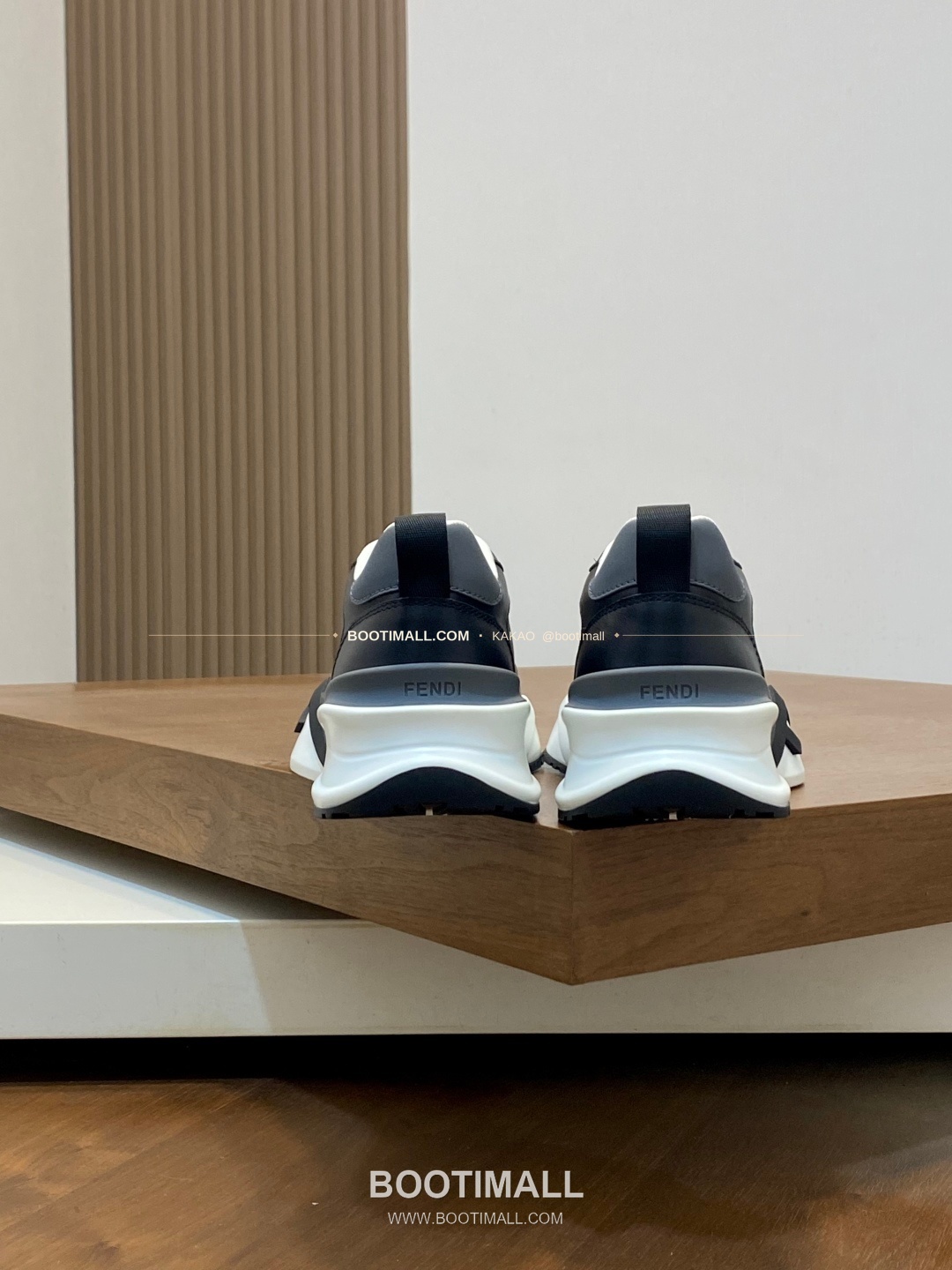 펜디 플로우 테크패브릭 레더 로고 밴딩 스니커즈 그레이 Fendi Flow Tech Fabric Leather Logo Band Sneakers 8