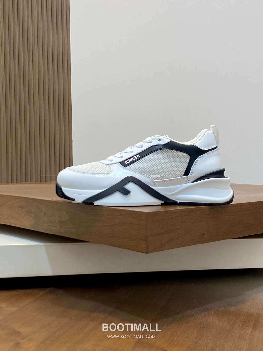 펜디 플로우 테크패브릭 레더 로고 밴딩 스니커즈 화이트 Fendi Flow Tech Fabric Leather Logo Band Sneakers 2