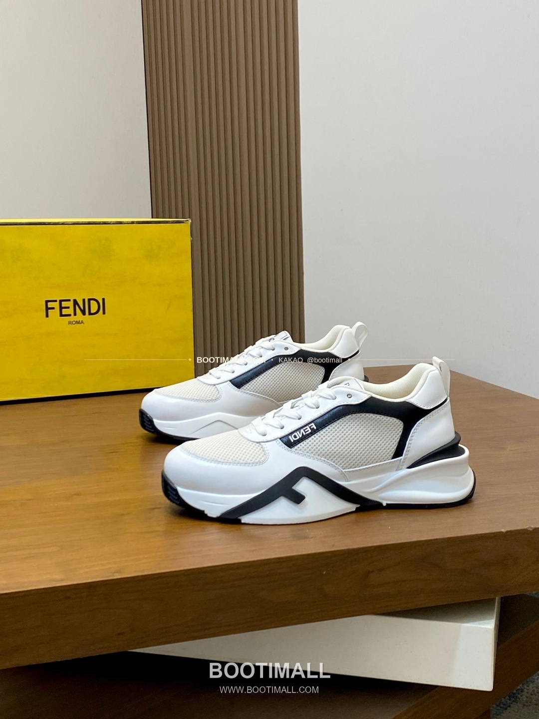 펜디 플로우 테크패브릭 레더 로고 밴딩 스니커즈 화이트 Fendi Flow Tech Fabric Leather Logo Band Sneakers 3