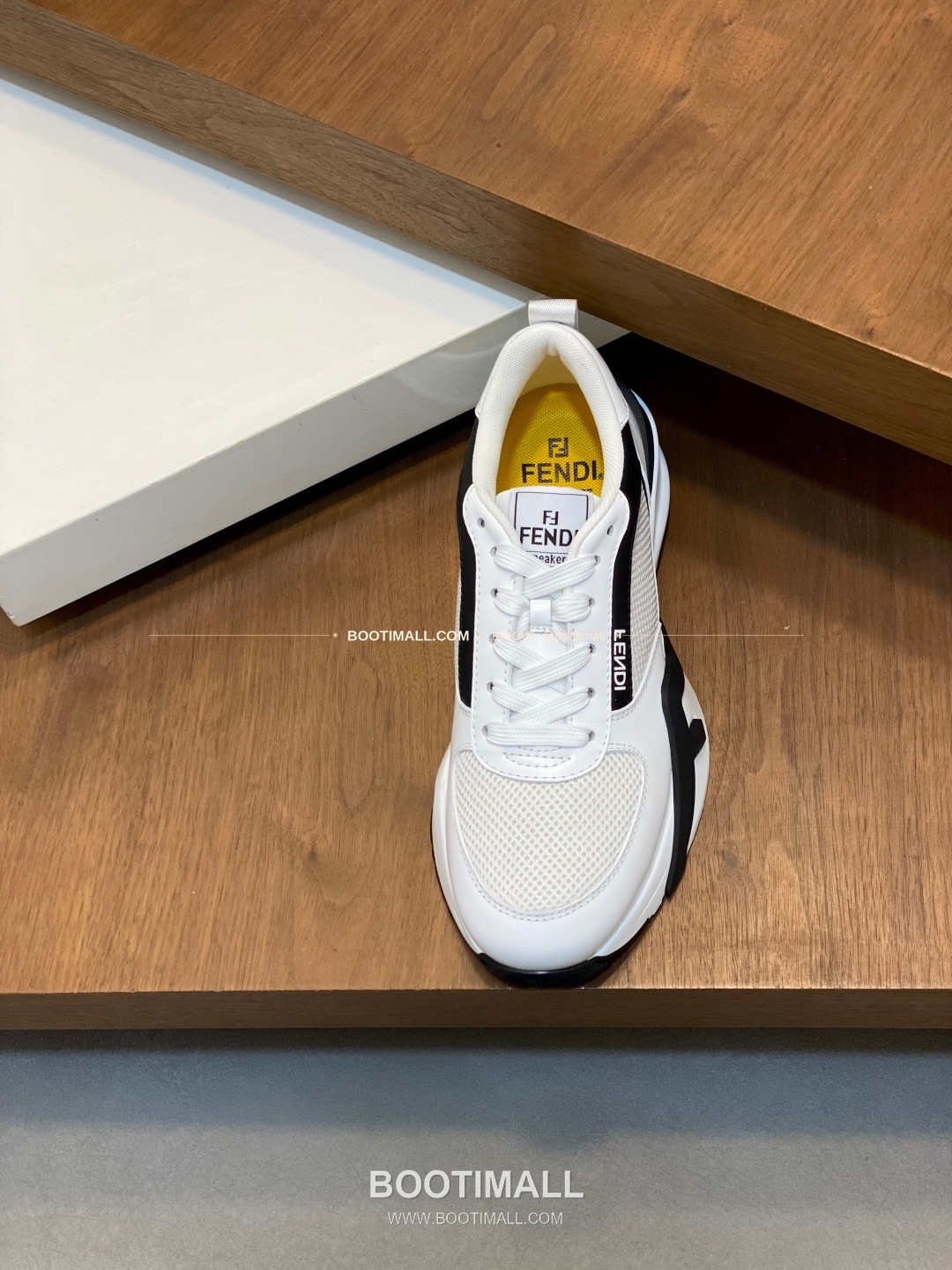 펜디 플로우 테크패브릭 레더 로고 밴딩 스니커즈 화이트 Fendi Flow Tech Fabric Leather Logo Band Sneakers 6