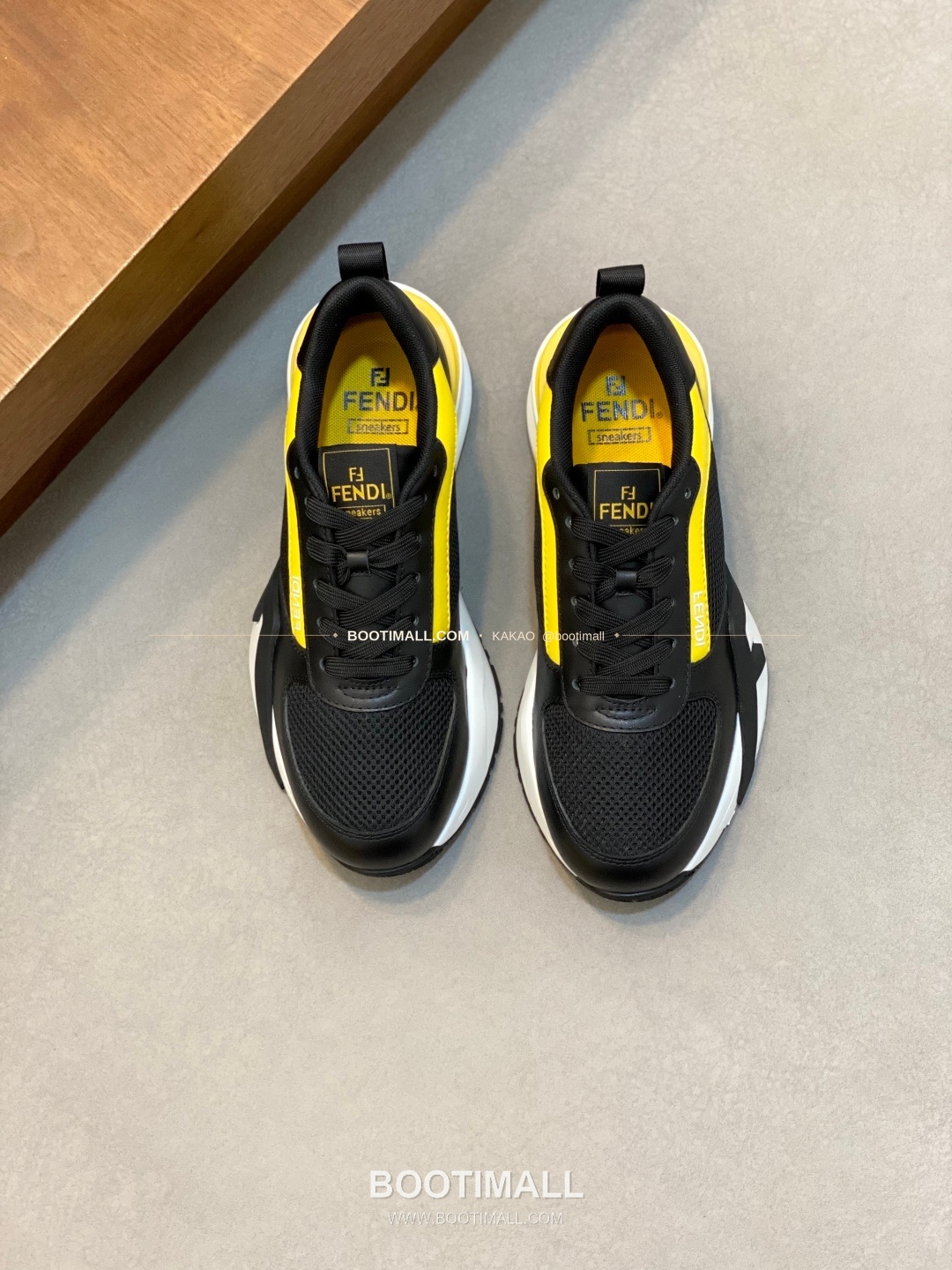 펜디 플로우 테크패브릭 레더 로고 밴딩 스니커즈 블랙 Fendi Flow Tech Fabric Leather Logo Band Sneakers 1