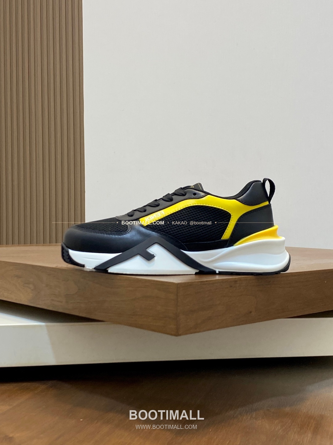 펜디 플로우 테크패브릭 레더 로고 밴딩 스니커즈 블랙 Fendi Flow Tech Fabric Leather Logo Band Sneakers 2