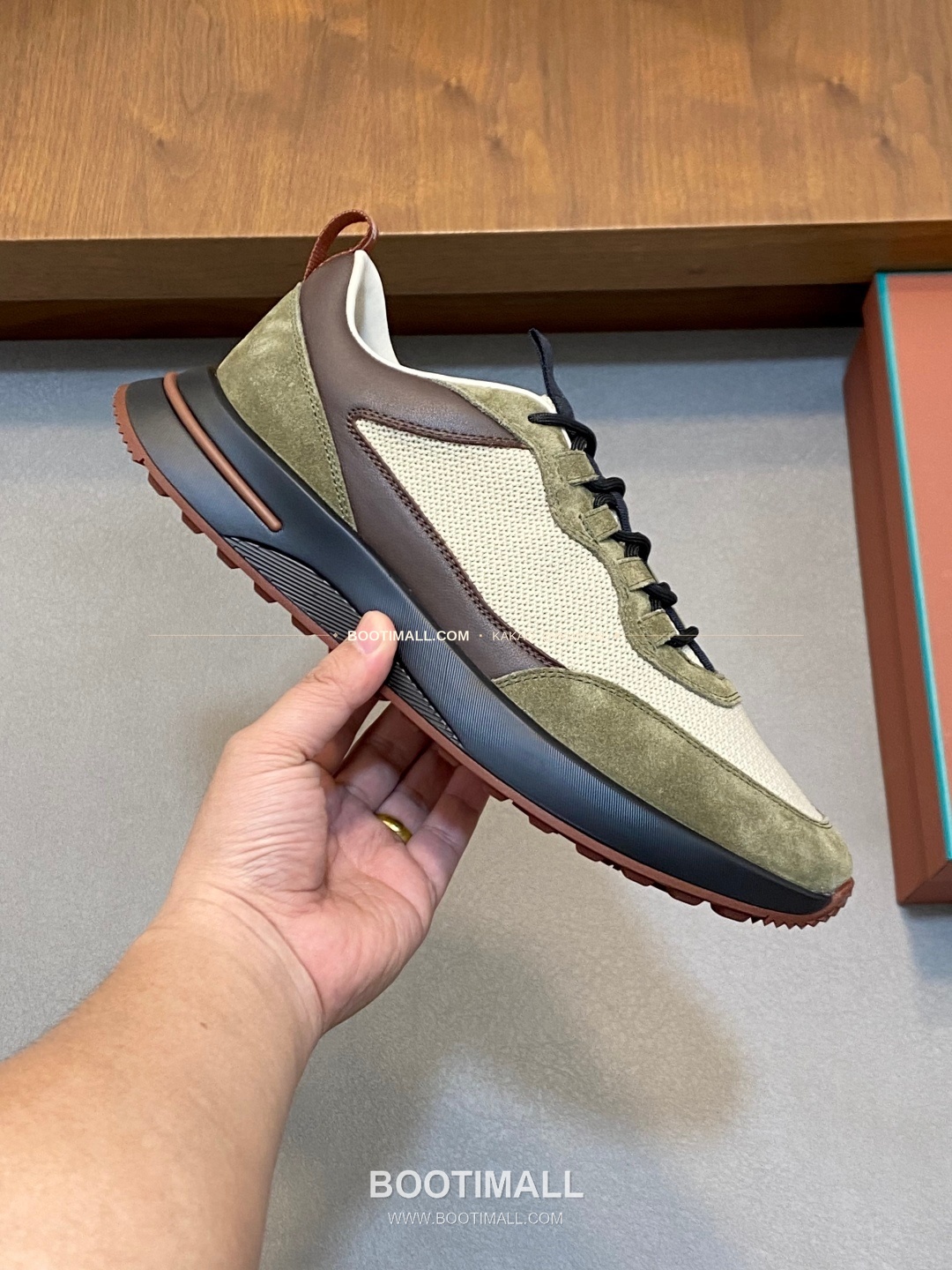 로로피아나 캐시미어 플라이니트 메쉬 레더 로고 레이스업 스니커즈 카키 Loro Piana Cashmere Flyknit Mesh Leather Logo Lace-Up Sneakers 4