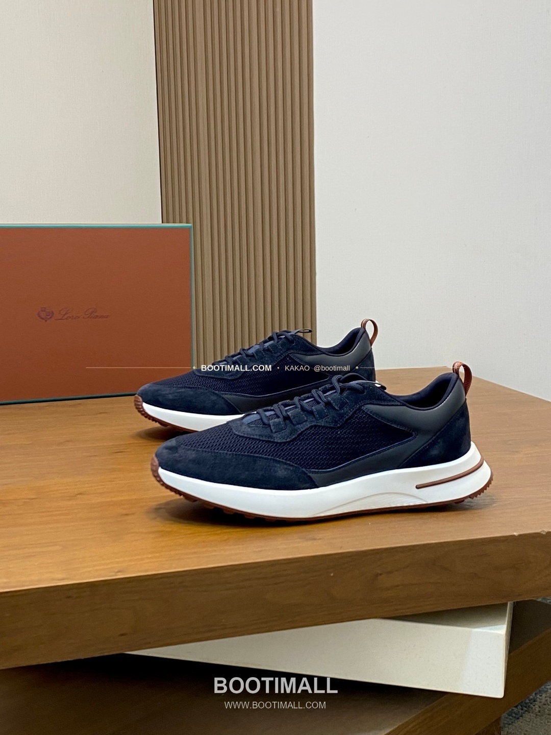 로로피아나 캐시미어 플라이니트 메쉬 레더 로고 레이스업 스니커즈 네이비 Loro Piana Cashmere Flyknit Mesh Leather Logo Lace-Up Sneakers 3