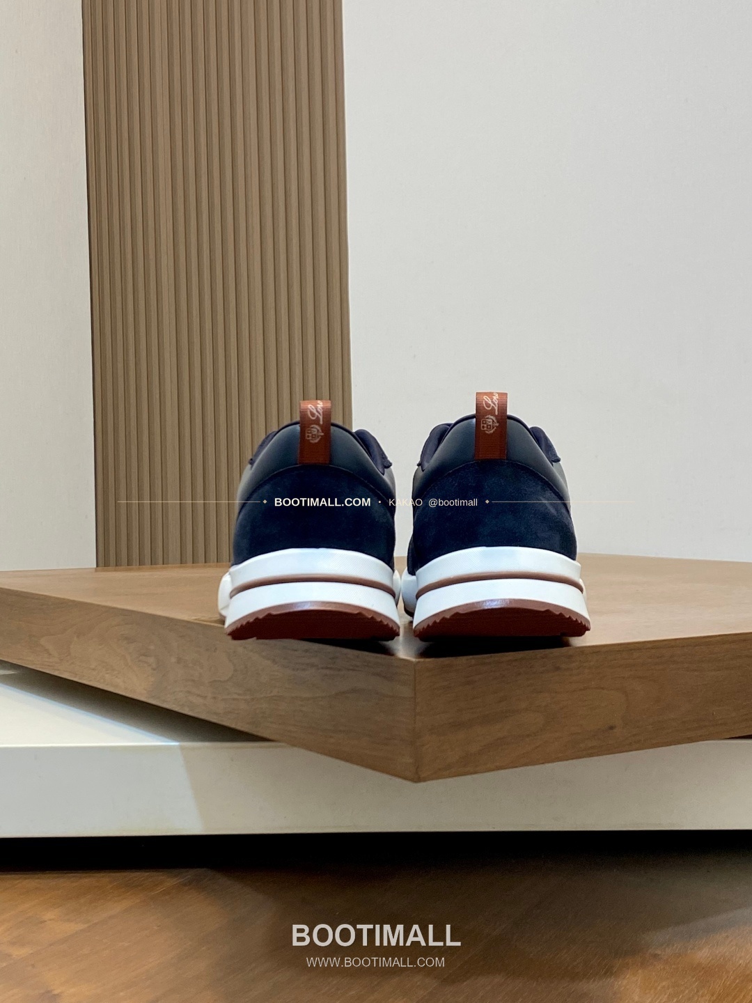 로로피아나 캐시미어 플라이니트 메쉬 레더 로고 레이스업 스니커즈 네이비 Loro Piana Cashmere Flyknit Mesh Leather Logo Lace-Up Sneakers 8