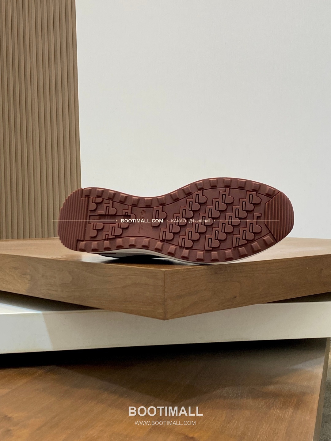 로로피아나 캐시미어 플라이니트 메쉬 레더 로고 레이스업 스니커즈 네이비 Loro Piana Cashmere Flyknit Mesh Leather Logo Lace-Up Sneakers 9