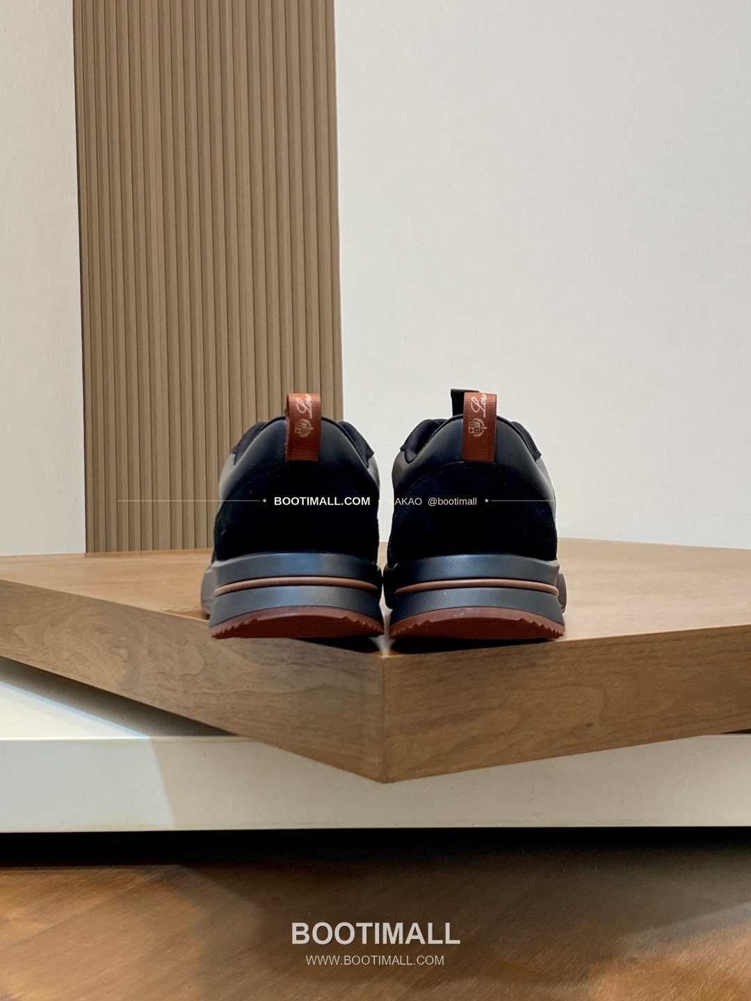 로로피아나 캐시미어 플라이니트 메쉬 레더 로고 레이스업 스니커즈 블랙 Loro Piana Cashmere Flyknit Mesh Leather Logo Lace-Up Sneakers 8