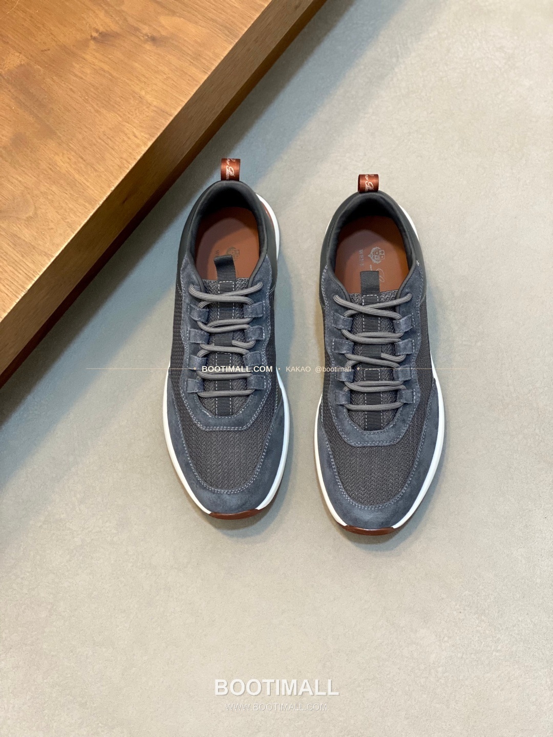 로로피아나 캐시미어 플라이니트 메쉬 레더 로고 레이스업 스니커즈 그레이 Loro Piana Cashmere Flyknit Mesh Leather Logo Lace-Up Sneakers 1