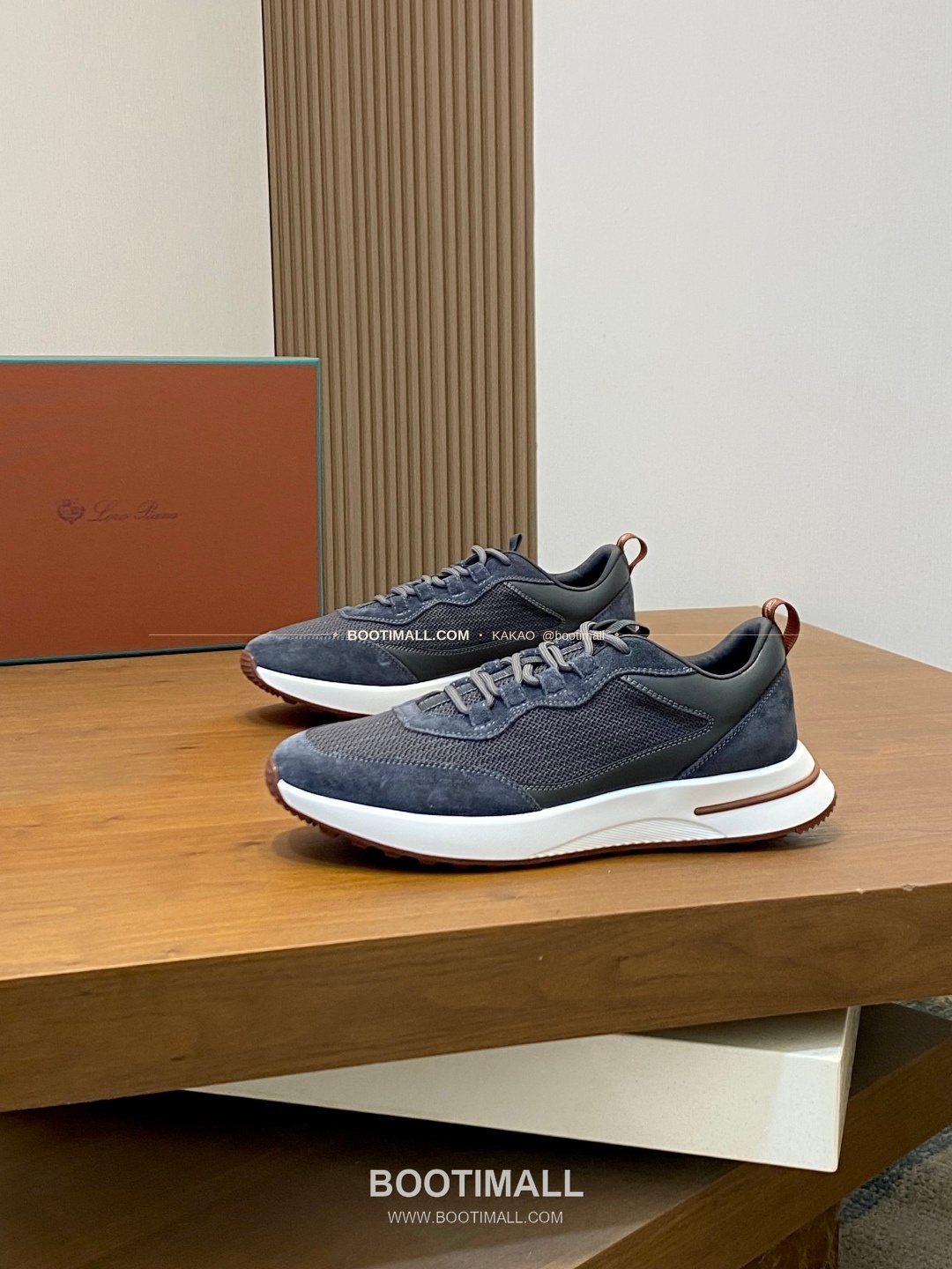 로로피아나 캐시미어 플라이니트 메쉬 레더 로고 레이스업 스니커즈 그레이 Loro Piana Cashmere Flyknit Mesh Leather Logo Lace-Up Sneakers 3