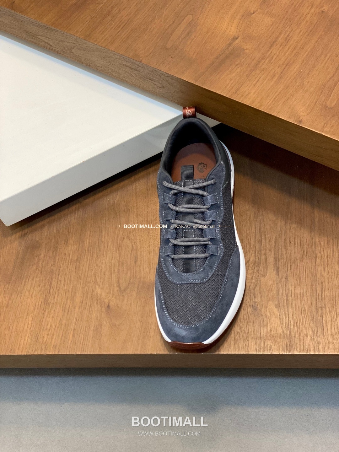 로로피아나 캐시미어 플라이니트 메쉬 레더 로고 레이스업 스니커즈 그레이 Loro Piana Cashmere Flyknit Mesh Leather Logo Lace-Up Sneakers 6