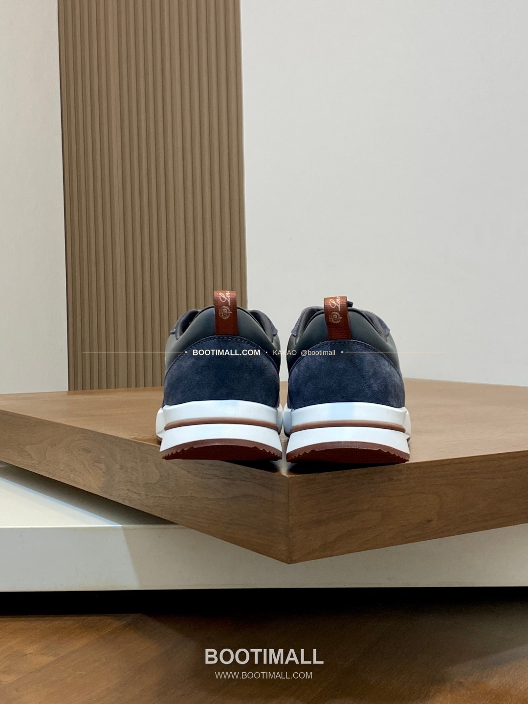 로로피아나 캐시미어 플라이니트 메쉬 레더 로고 레이스업 스니커즈 그레이 Loro Piana Cashmere Flyknit Mesh Leather Logo Lace-Up Sneakers 8