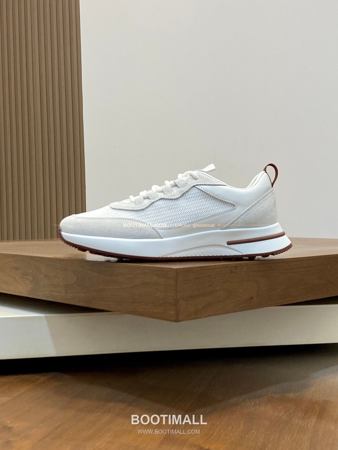 로로피아나 캐시미어 플라이니트 메쉬 레더 로고 레이스업 스니커즈 화이트 Loro Piana Cashmere Flyknit Mesh Leather Logo Lace-Up Sneakers 2