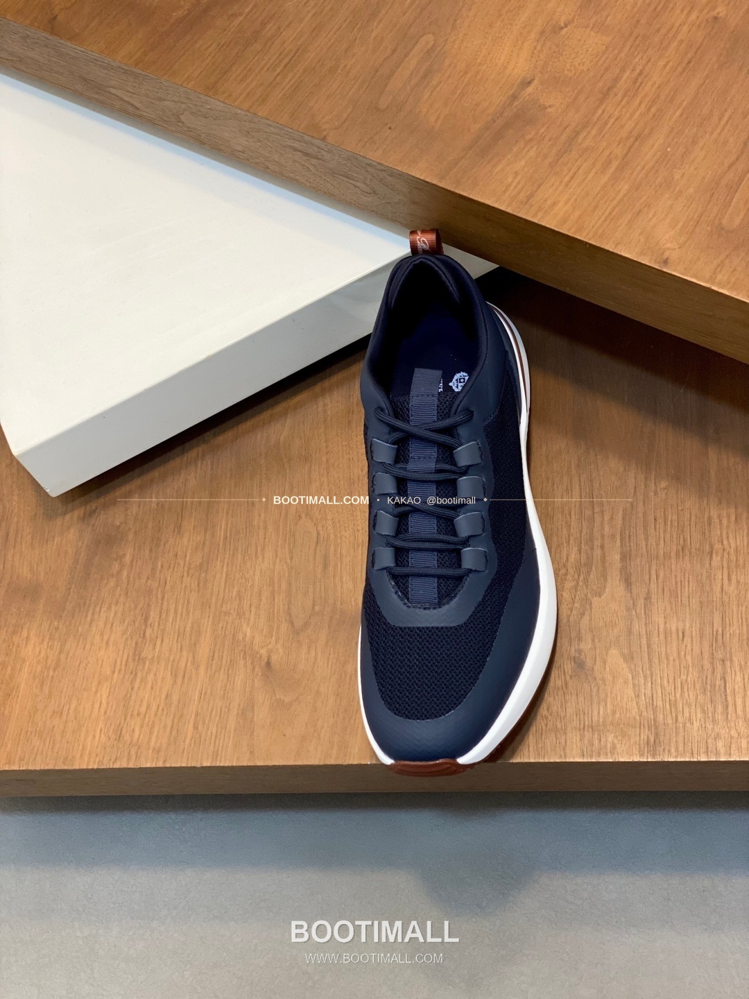 로로피아나 캐시미어 플라이니트 메쉬 로고 레이스업 스니커즈 네이비 Loro Piana Cashmere Flyknit Mesh Logo Lace-Up Sneakers 6